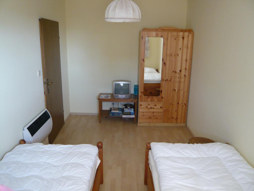 Appartementhaus Karawankenpromenade Velden am Wörthersee Room photo